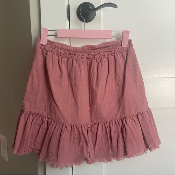 pink fringe edge mini skirt - Picture 3 of 4